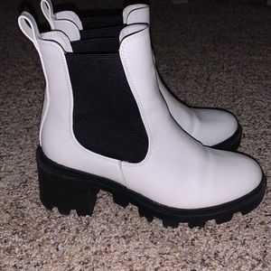 Lulus White Lug Boot Size 6 - worn only a handful of times
